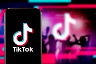 Vượt Facebook, TikTok trở thành ứng dụng được tải nhiều nhất trong năm 2020